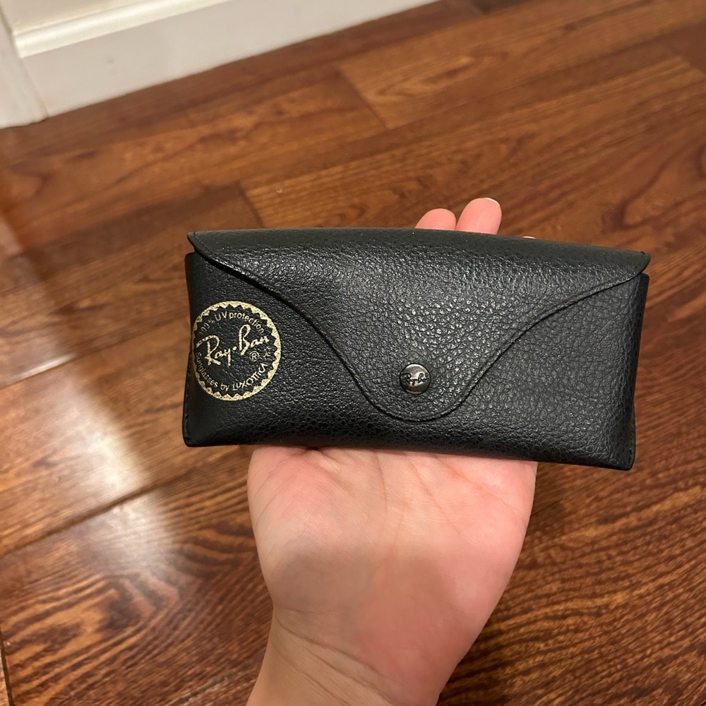 Ray Ban sunglasses case (sunglasses NOT included !!! )